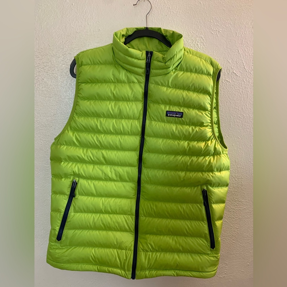 Patagonia Men's Puffer Vest in Lime